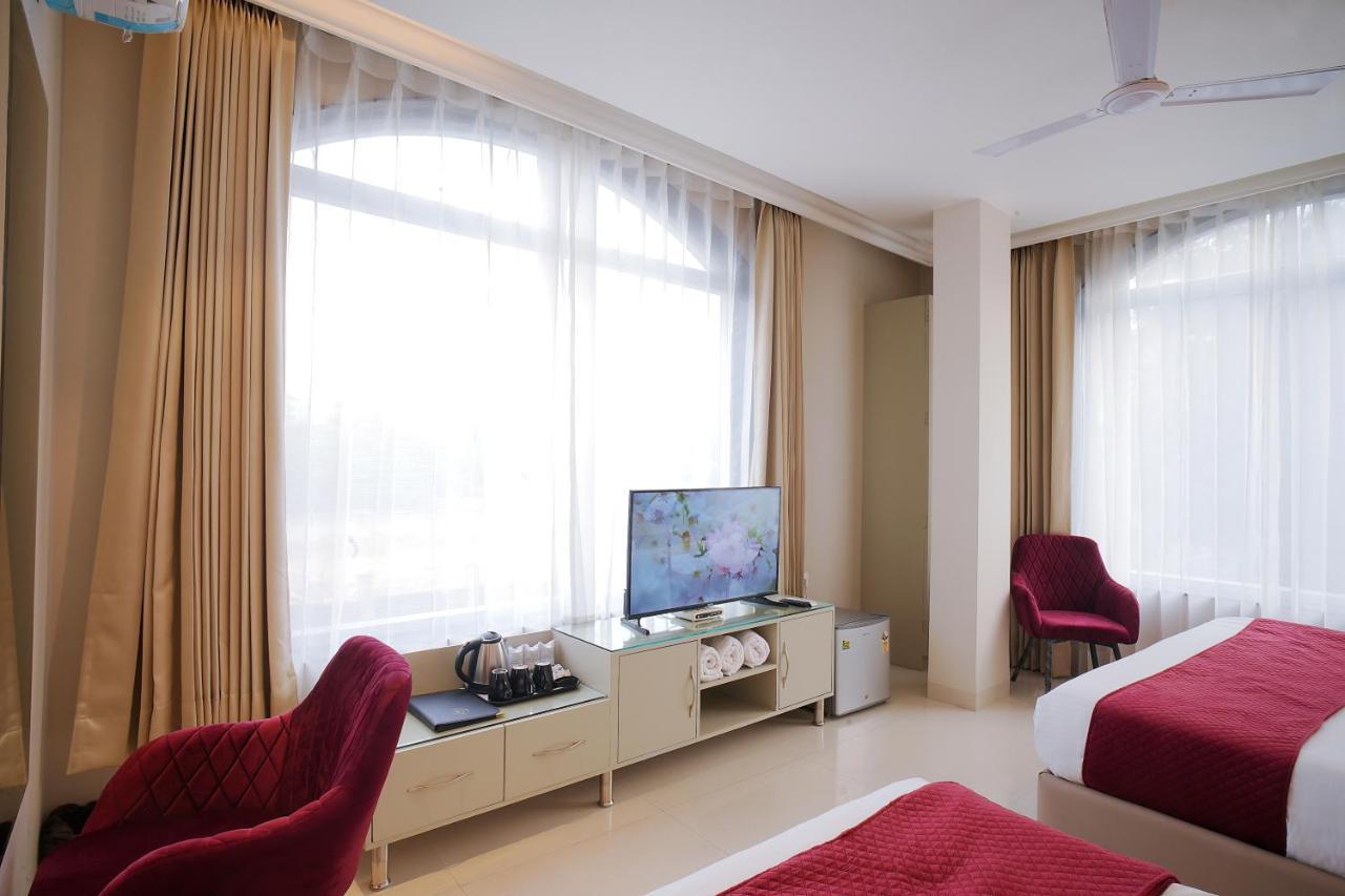 Hotel Green Land Heights Amritsar Exterior photo